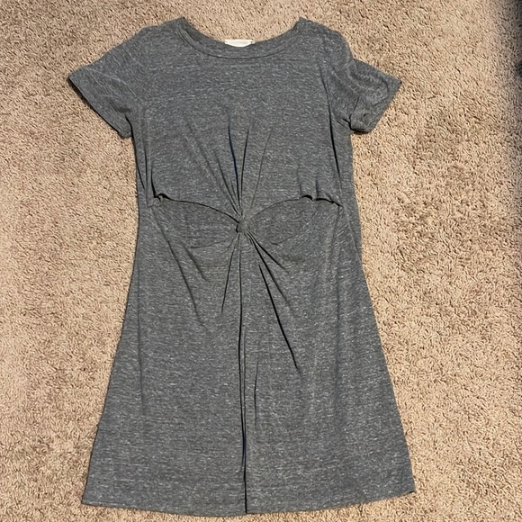Honey Punch cut out jersey tshirt dress with front knot - Picture 1 of 3